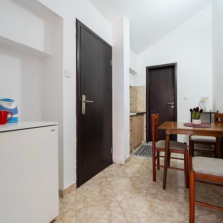 Garni Hotel S Coast Budva Exterior photo