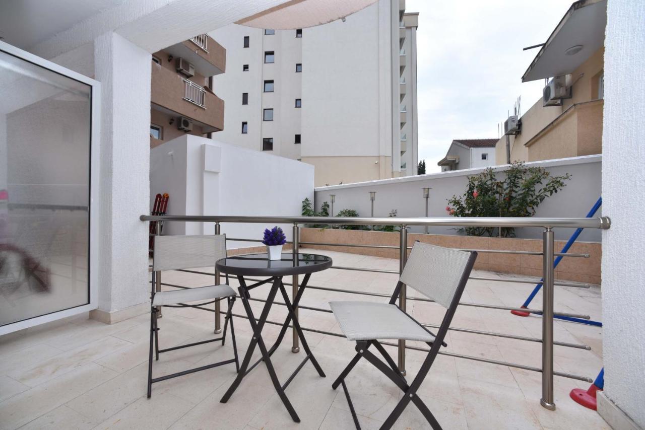 Garni Hotel S Coast Budva Exterior photo