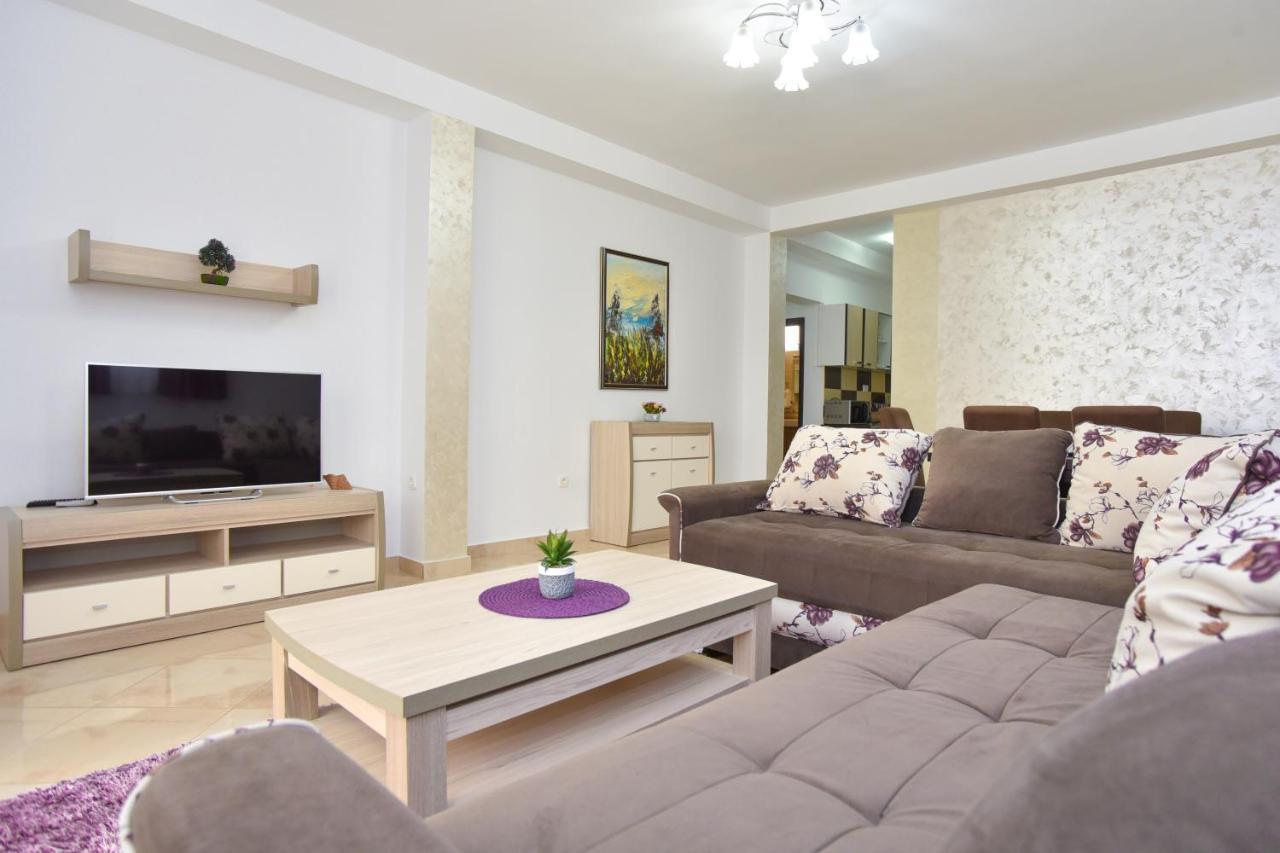 Garni Hotel S Coast Budva Exterior photo